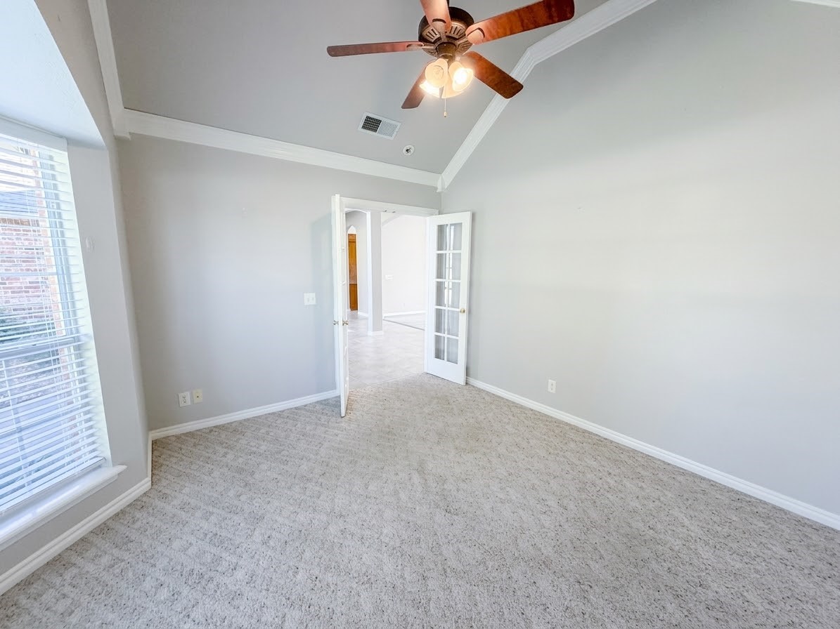1217 W Granger Street Property Photo 13