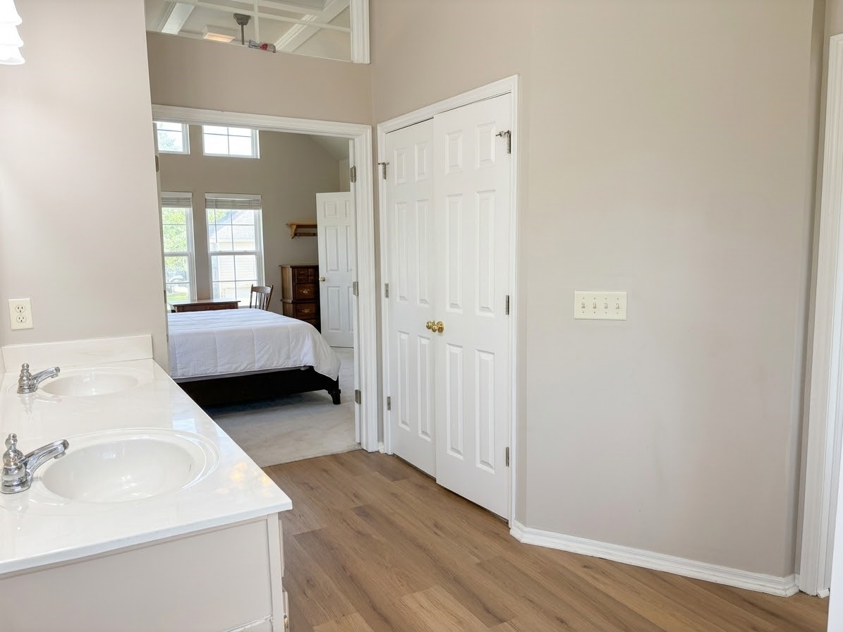 1217 W Granger Street Property Photo 22