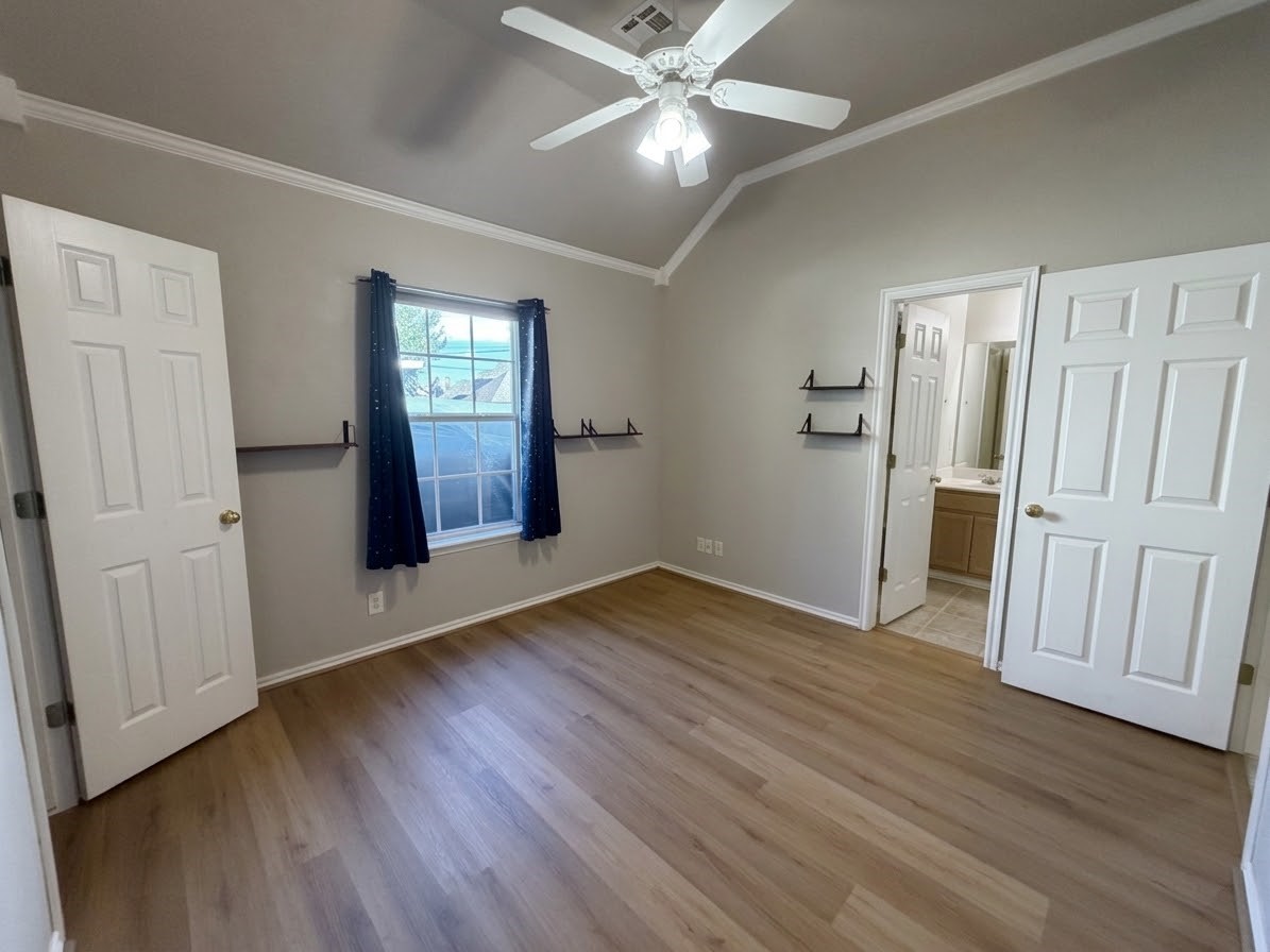 1217 W Granger Street Property Photo 26