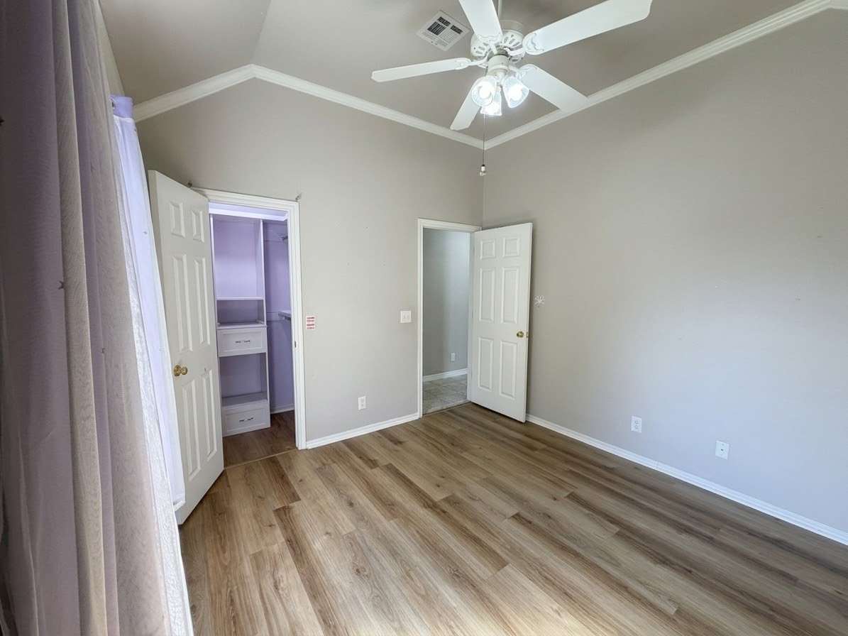 1217 W Granger Street Property Photo 30