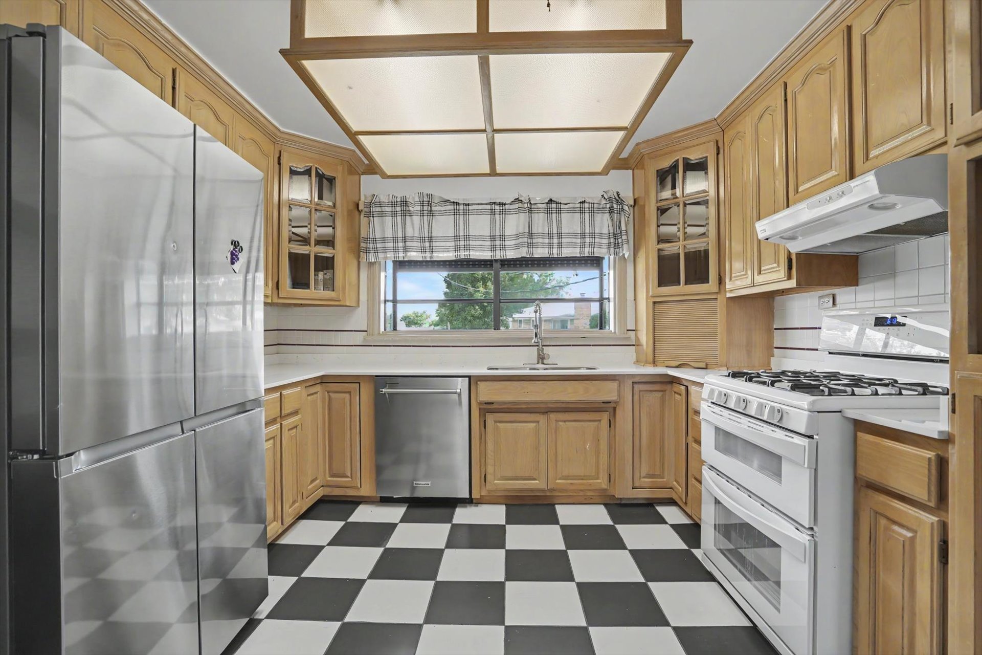 602 E Elgin Place Property Photo 16