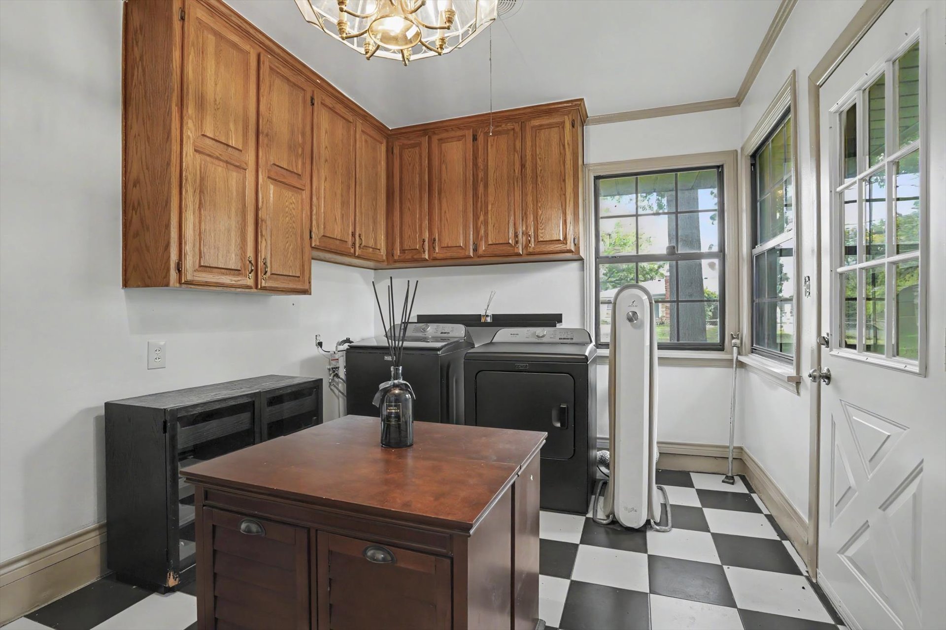 602 E Elgin Place Property Photo 20