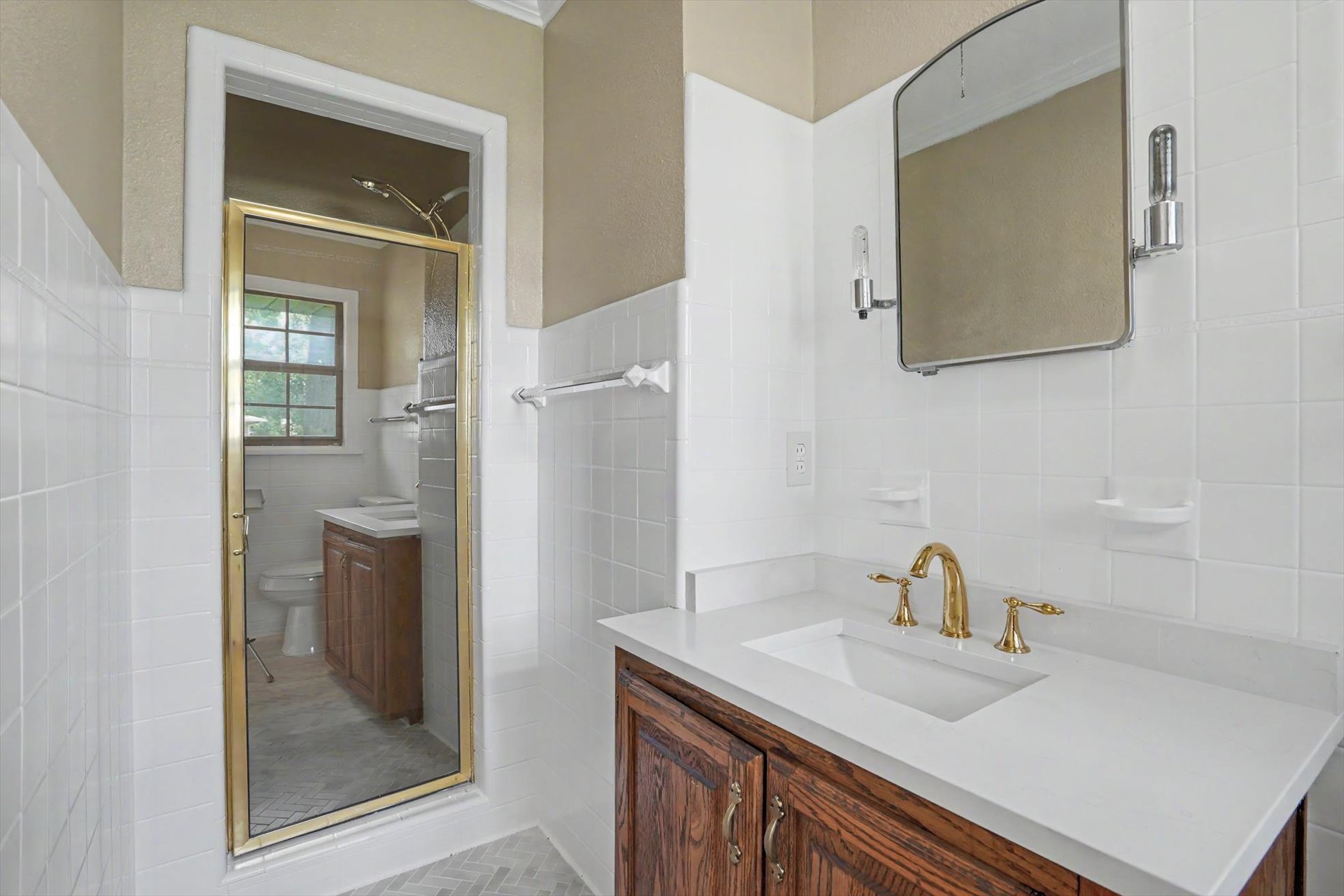 602 E Elgin Place Property Photo 26