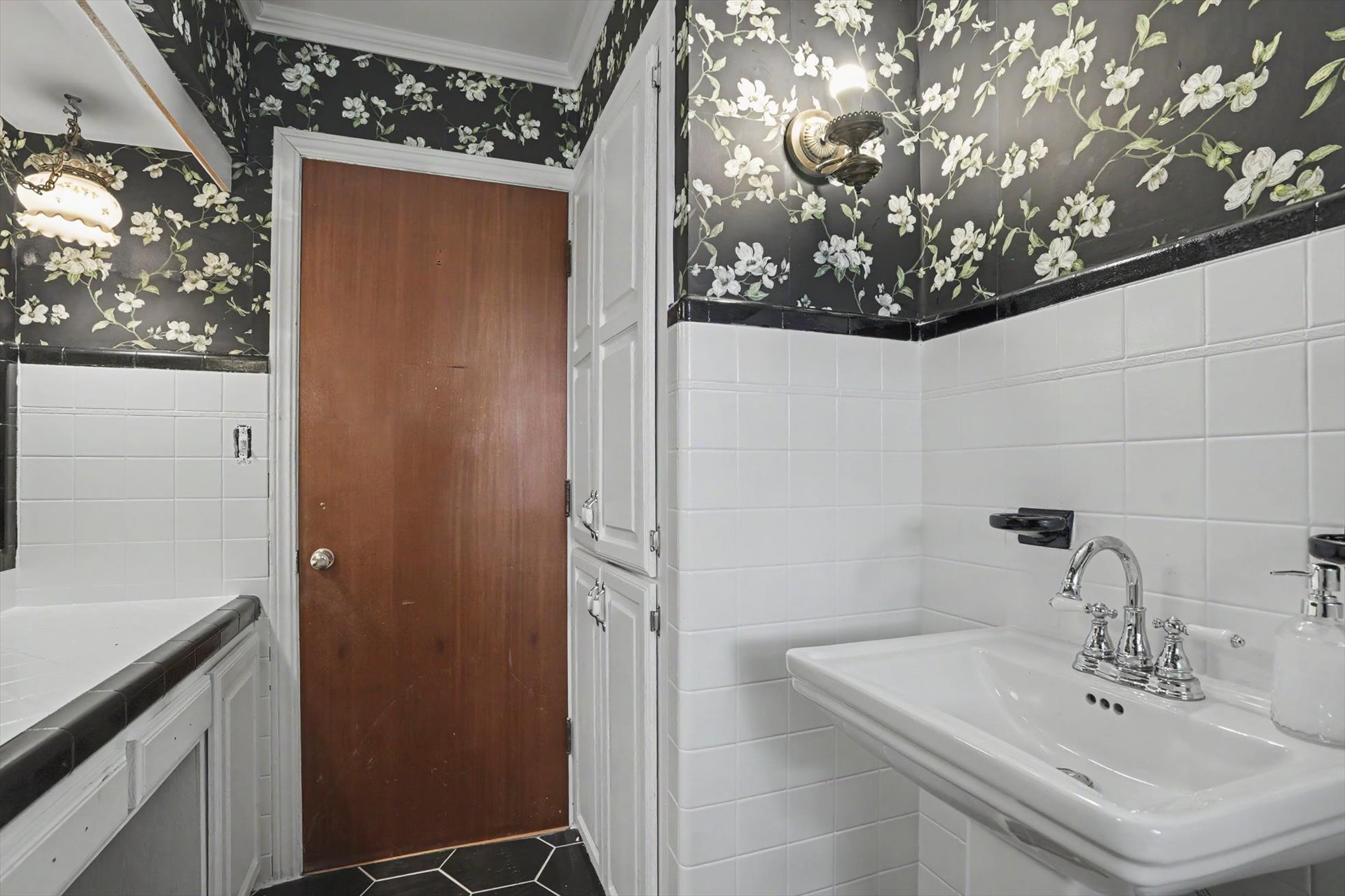 602 E Elgin Place Property Photo 32
