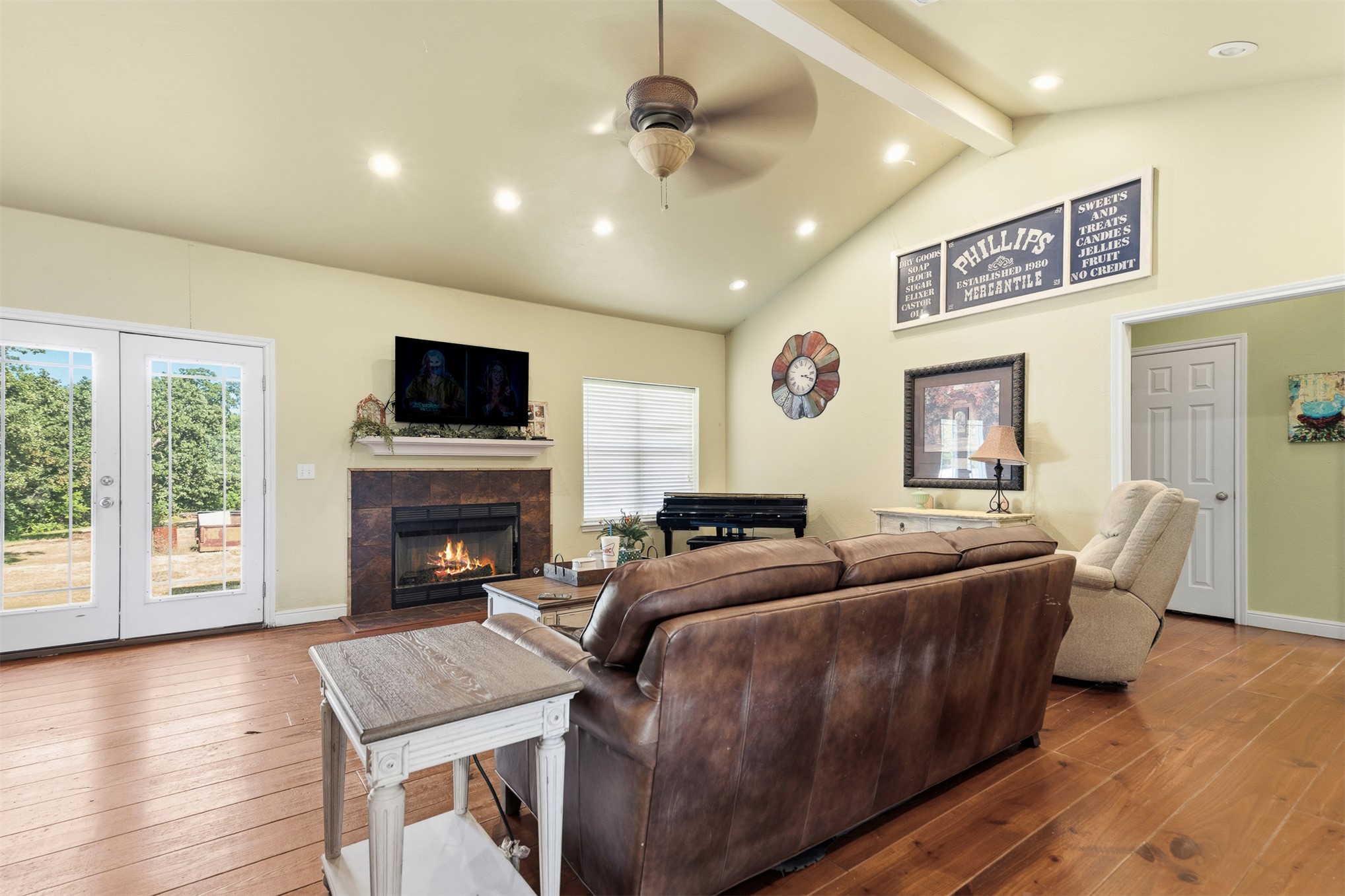11754 Us Highway 77 Property Photo 4