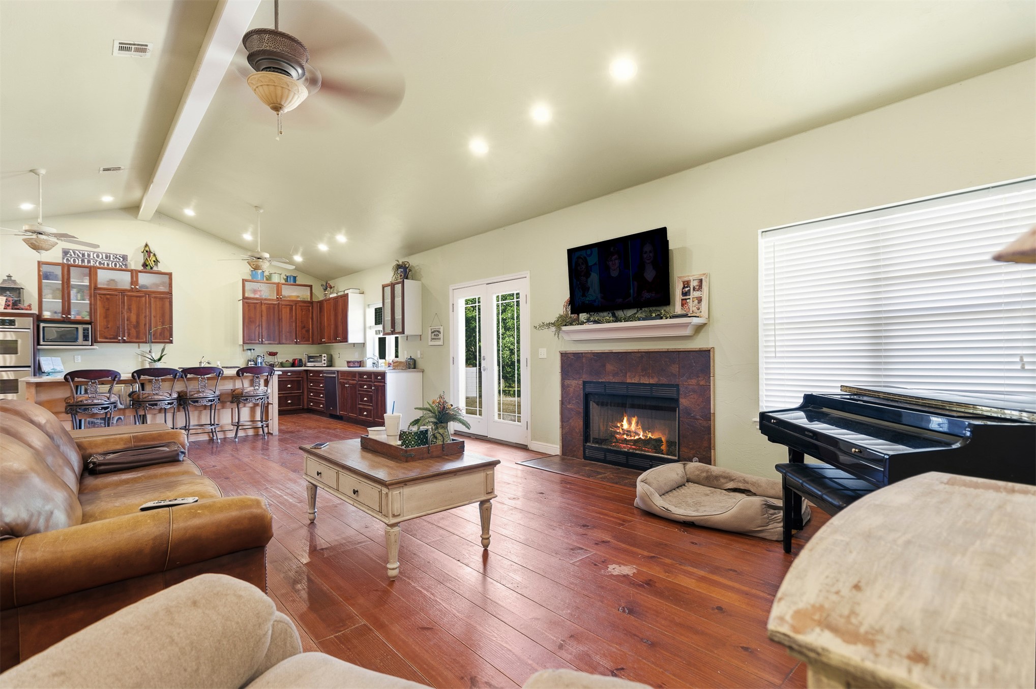 11754 Us Highway 77 Property Photo 5