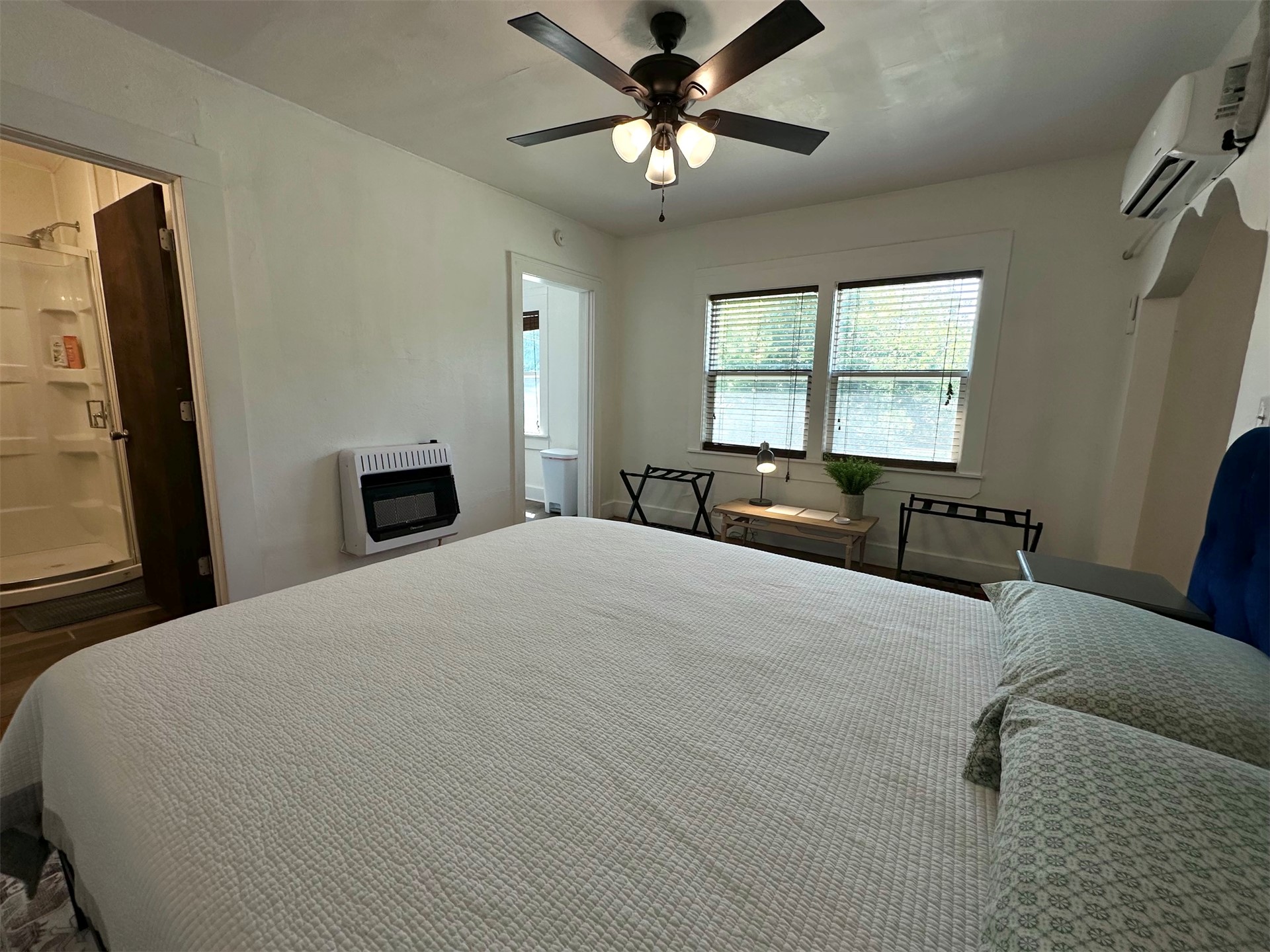 440 W Adams Avenue Property Photo 22