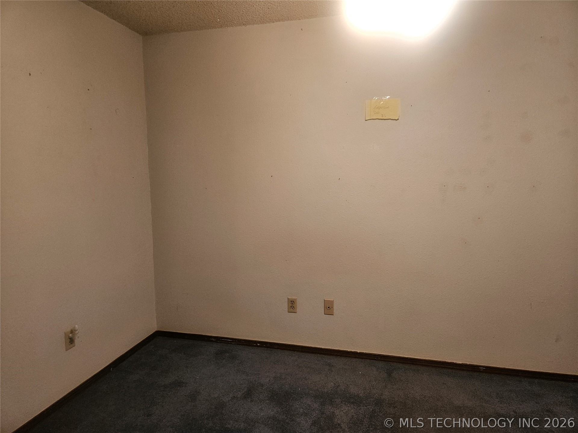 4310 E 75th Street N Property Photo 12