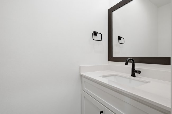 2722 Highlands Place Property Photo 29