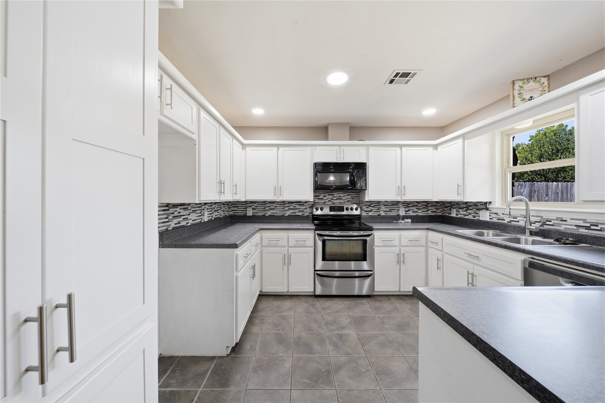 1452 Paradise Lane Property Photo 13