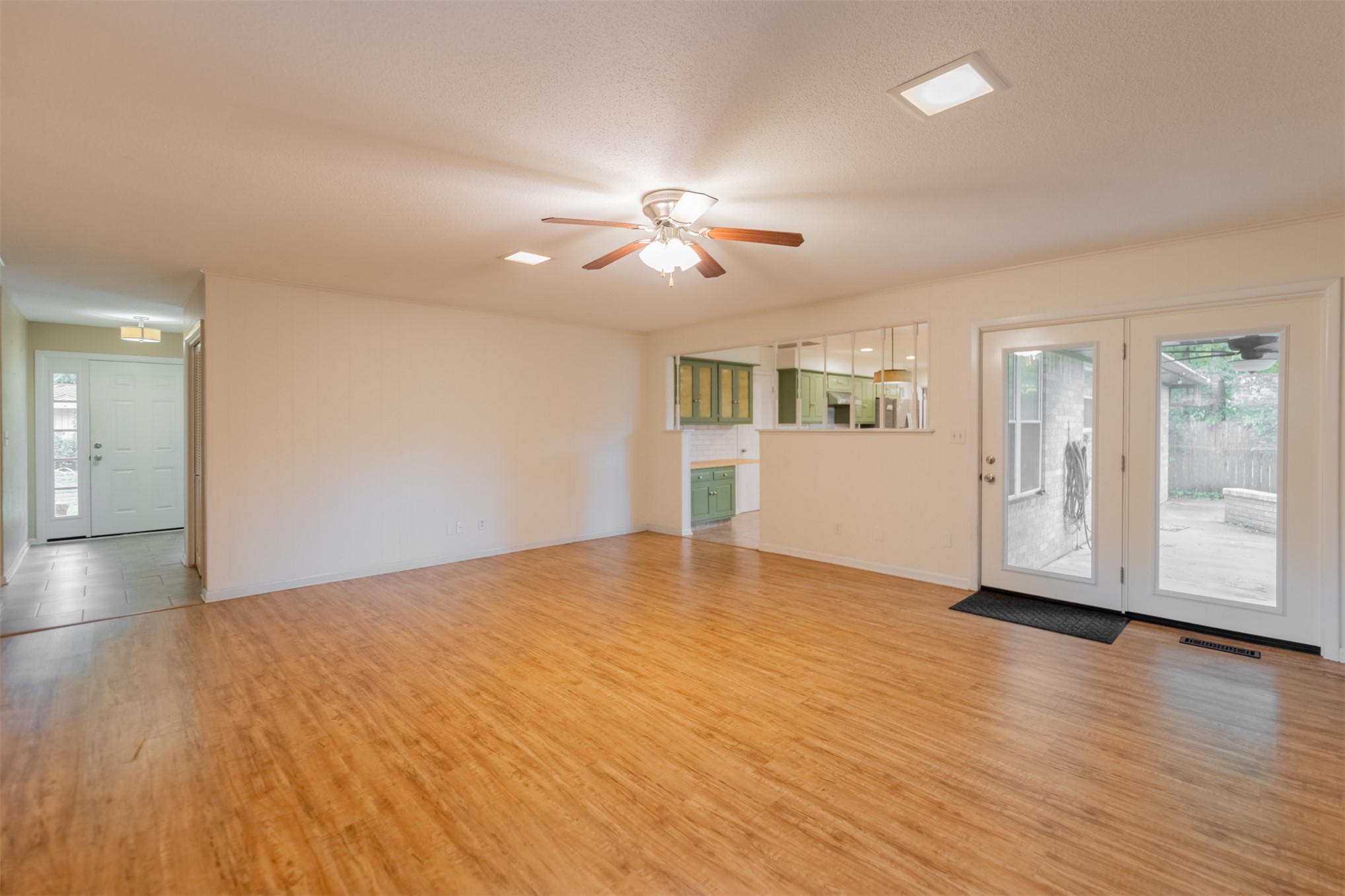 1108 S Ridge Drive Property Photo 5