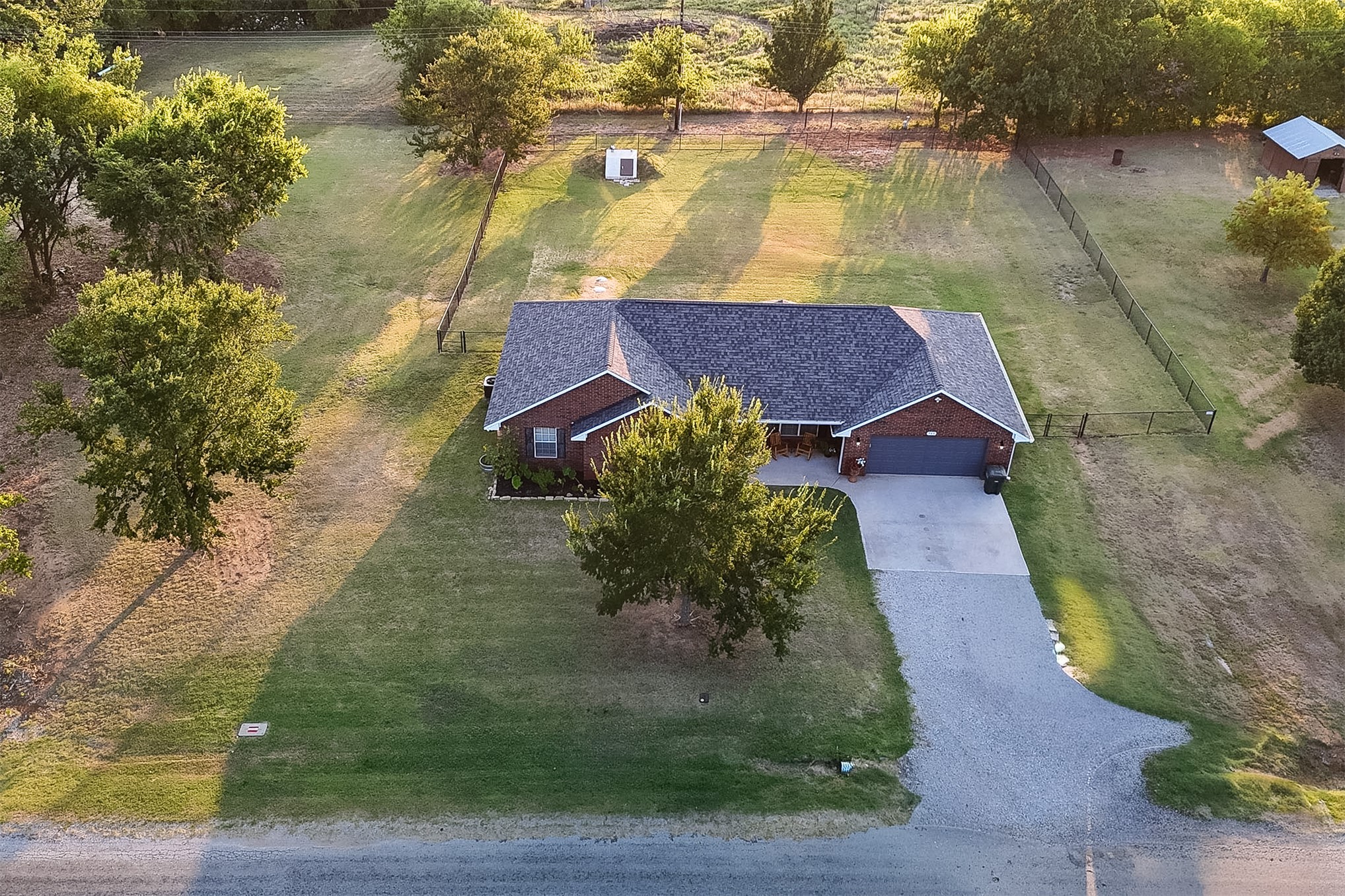 563 Abshire Circle Property Photo 2