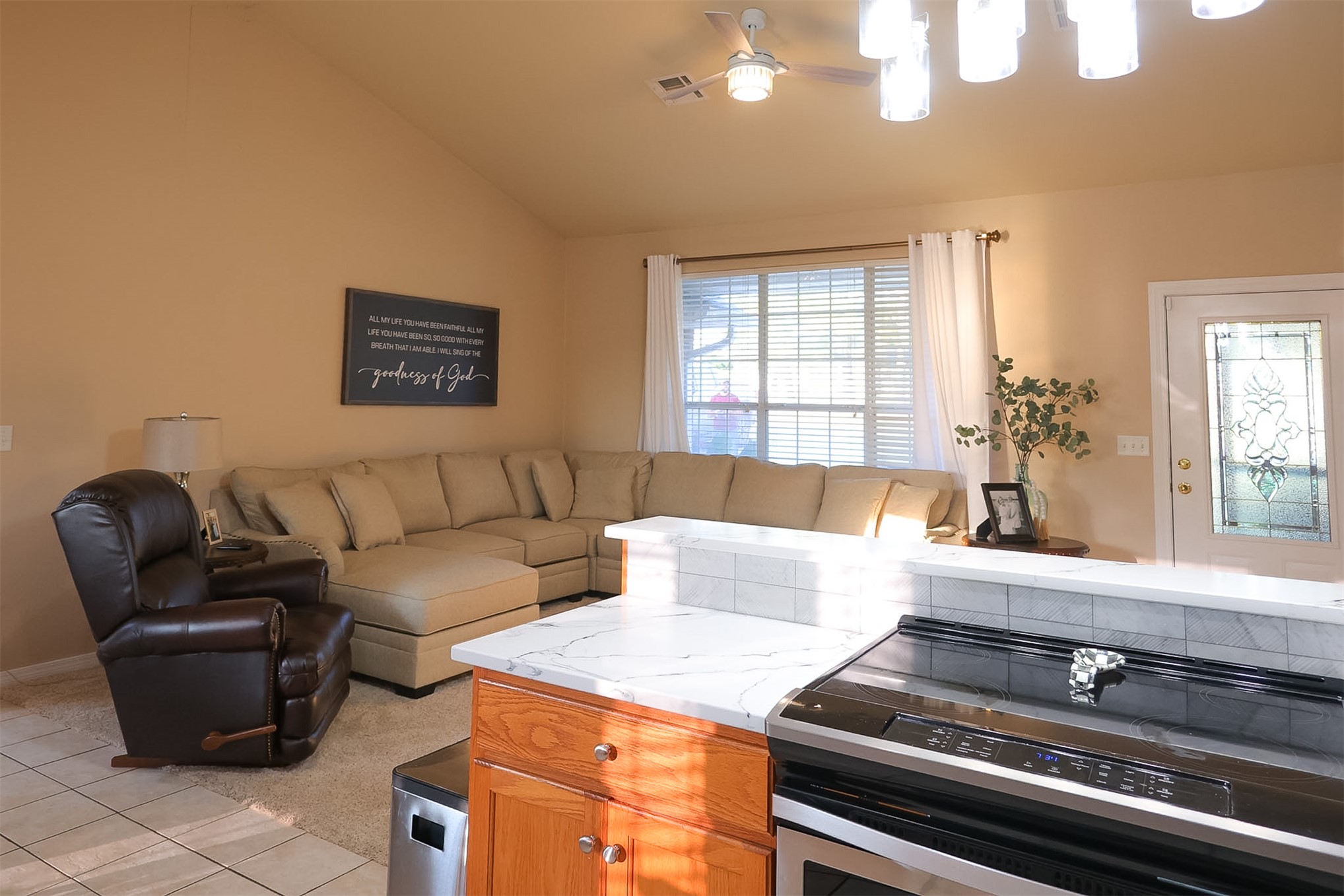 563 Abshire Circle Property Photo 11