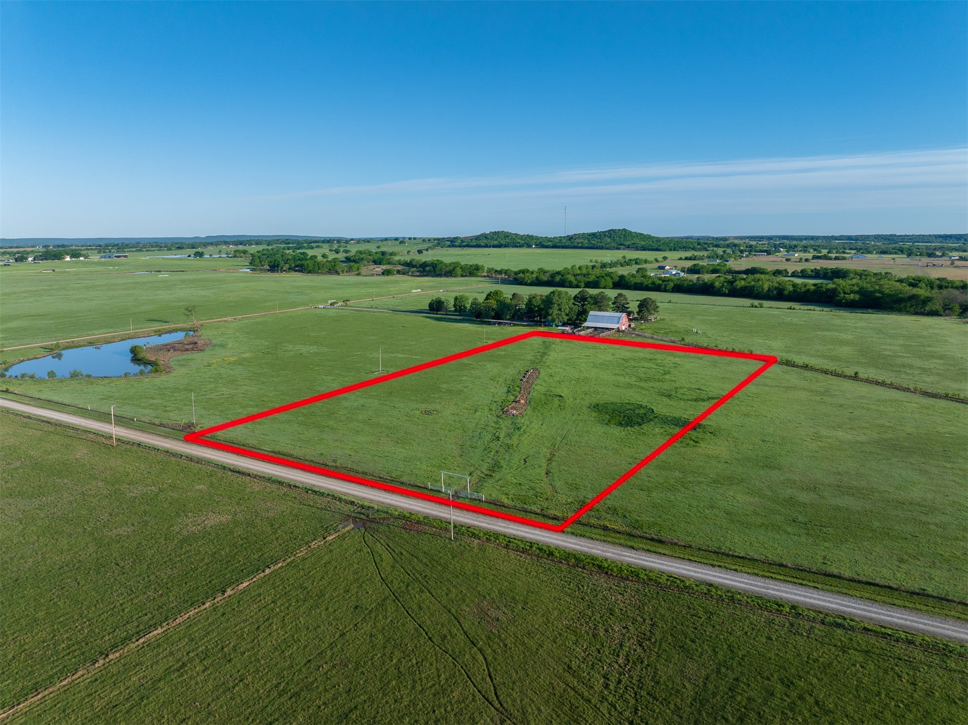 3 N 300 Road Property Photo 4