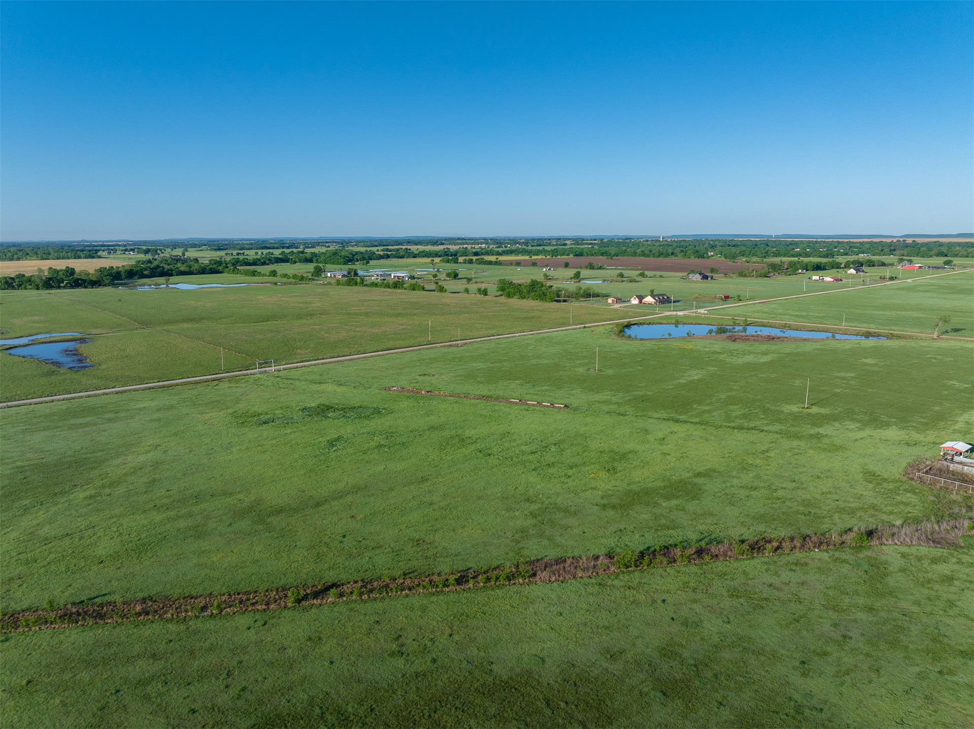 3 N 300 Road Property Photo 17