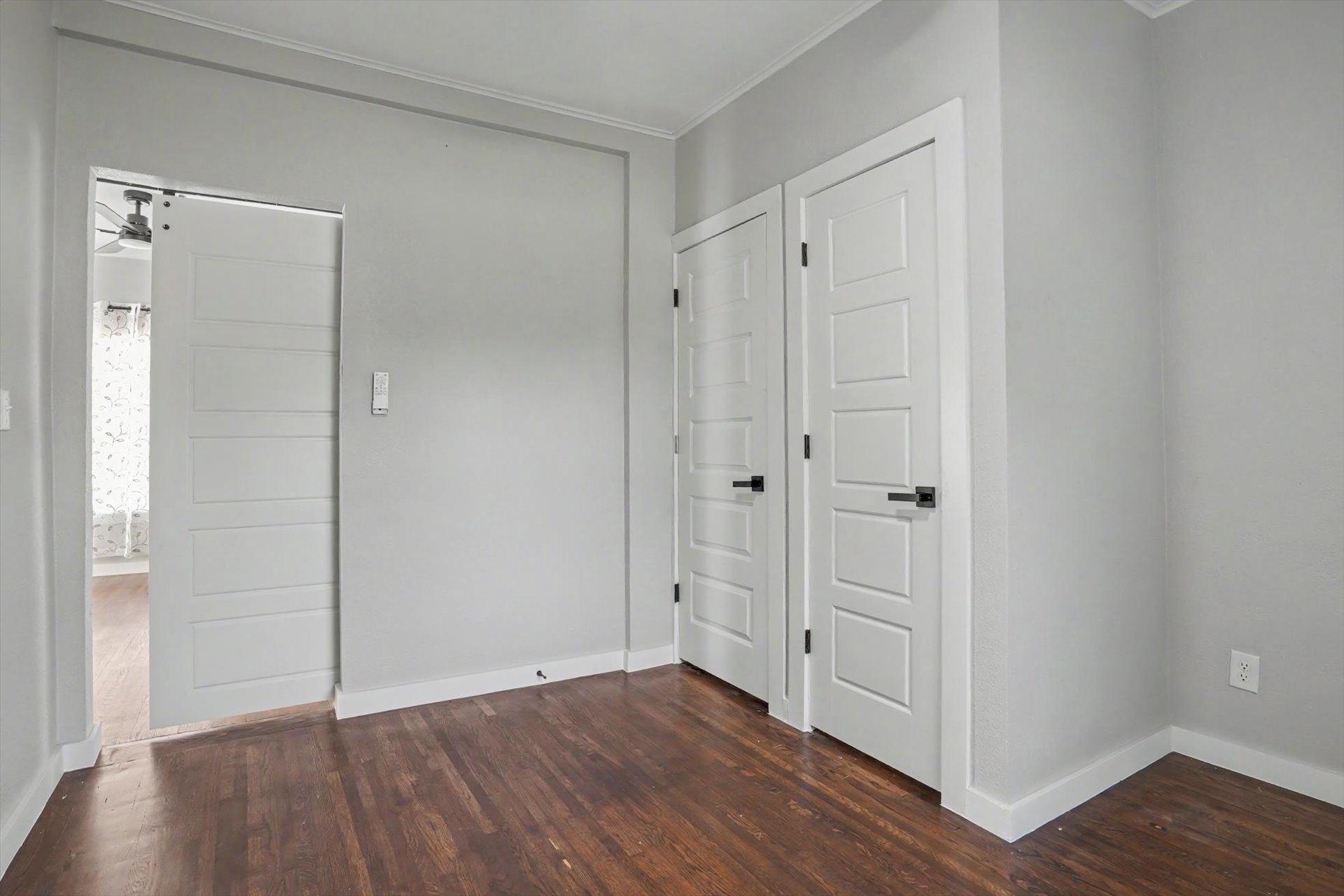 503 E Marshall Place E Property Photo 14