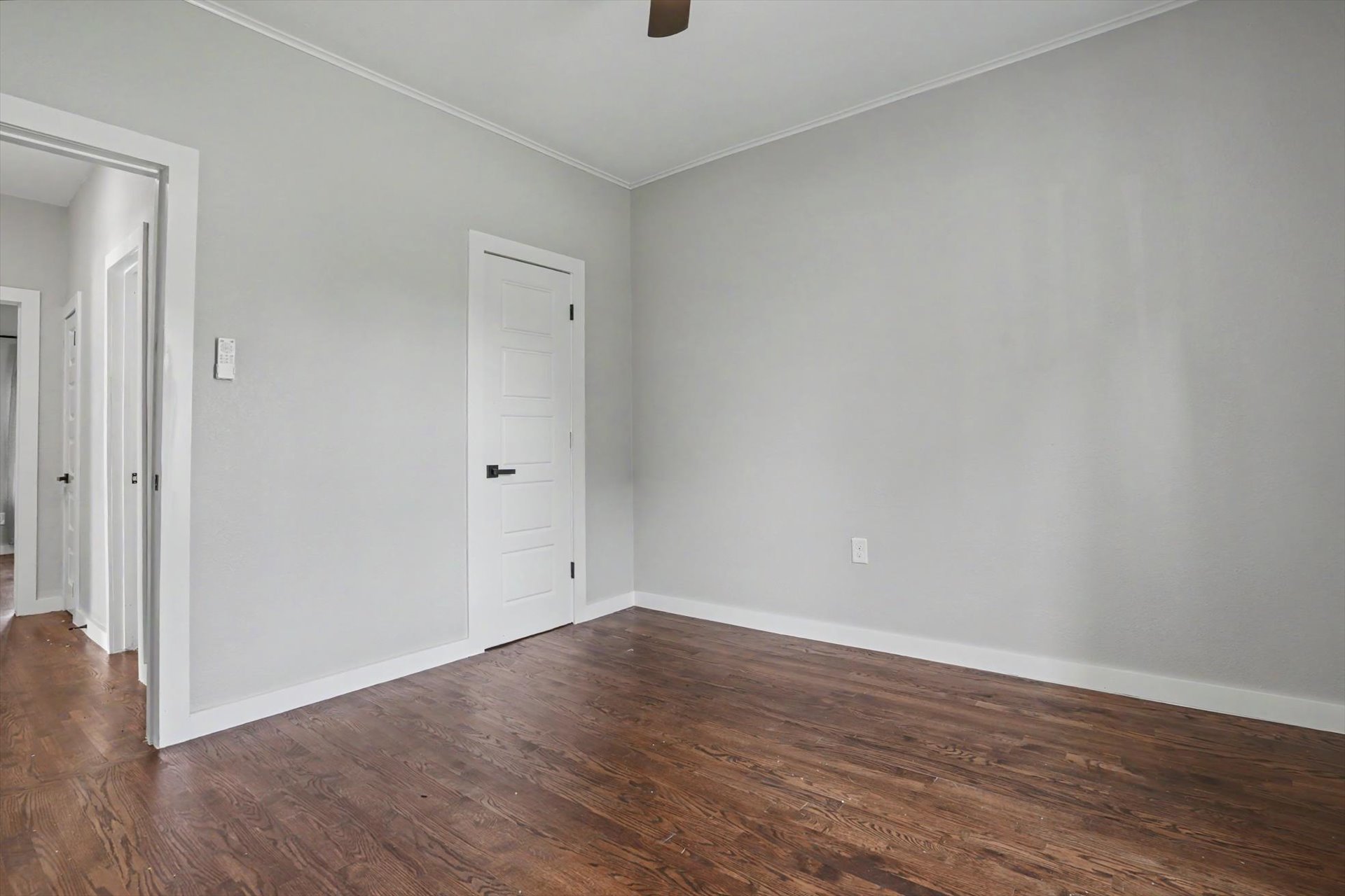 503 E Marshall Place E Property Photo 21