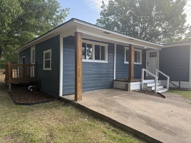 1104 Waco Property Photo 2