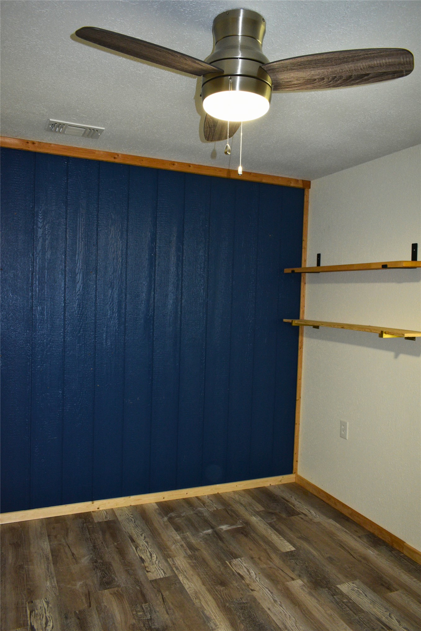 423118 E 1944 Lane Property Photo 23