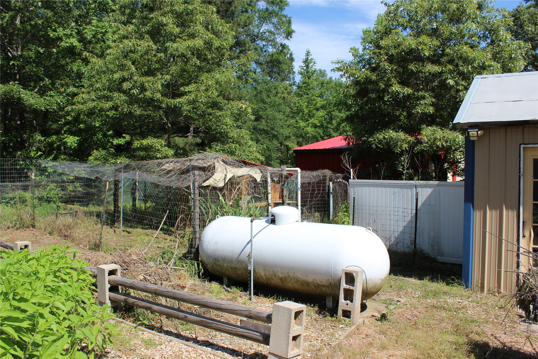 423118 E 1944 Lane Property Photo 38