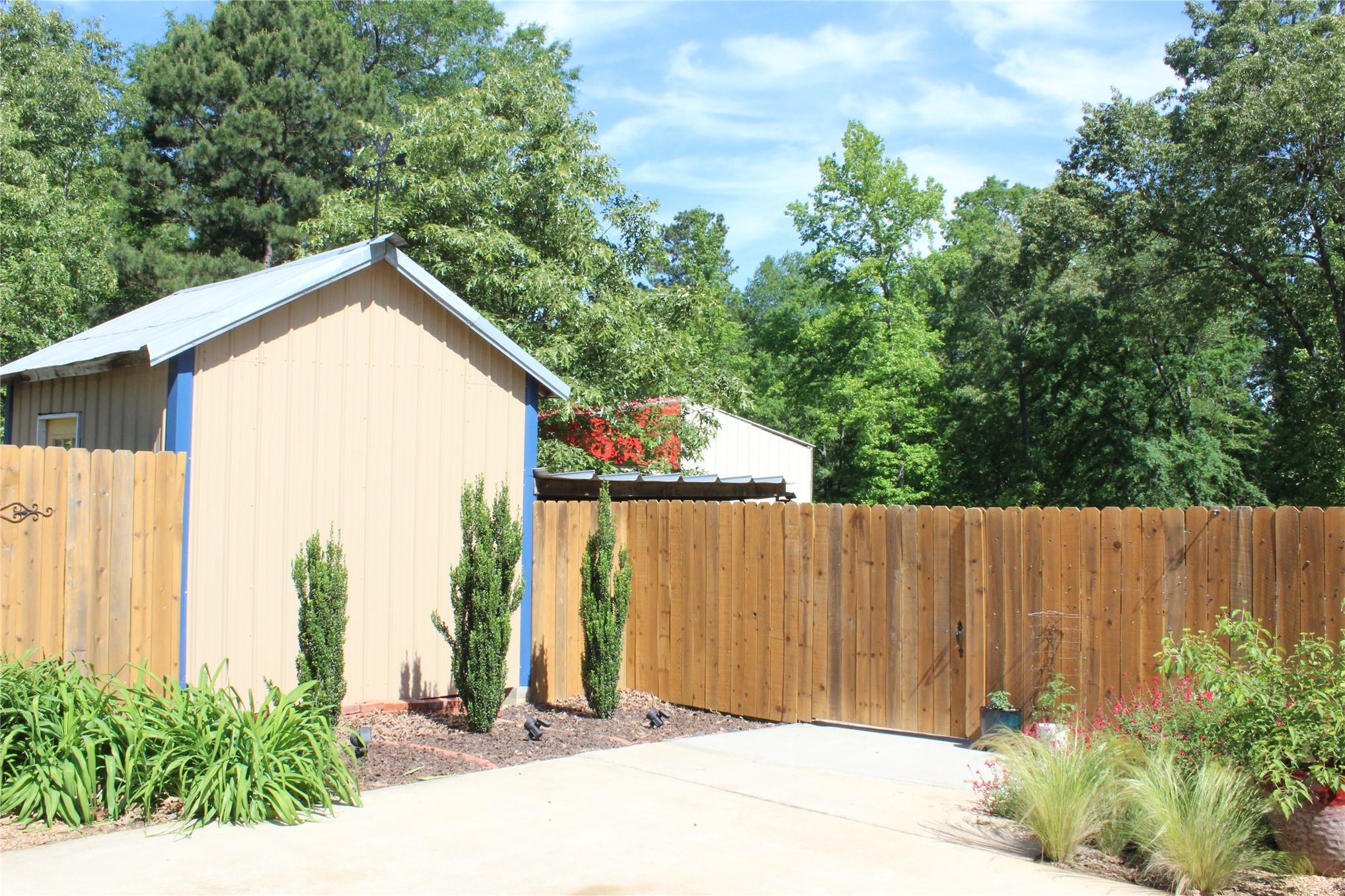423118 E 1944 Lane Property Photo 49
