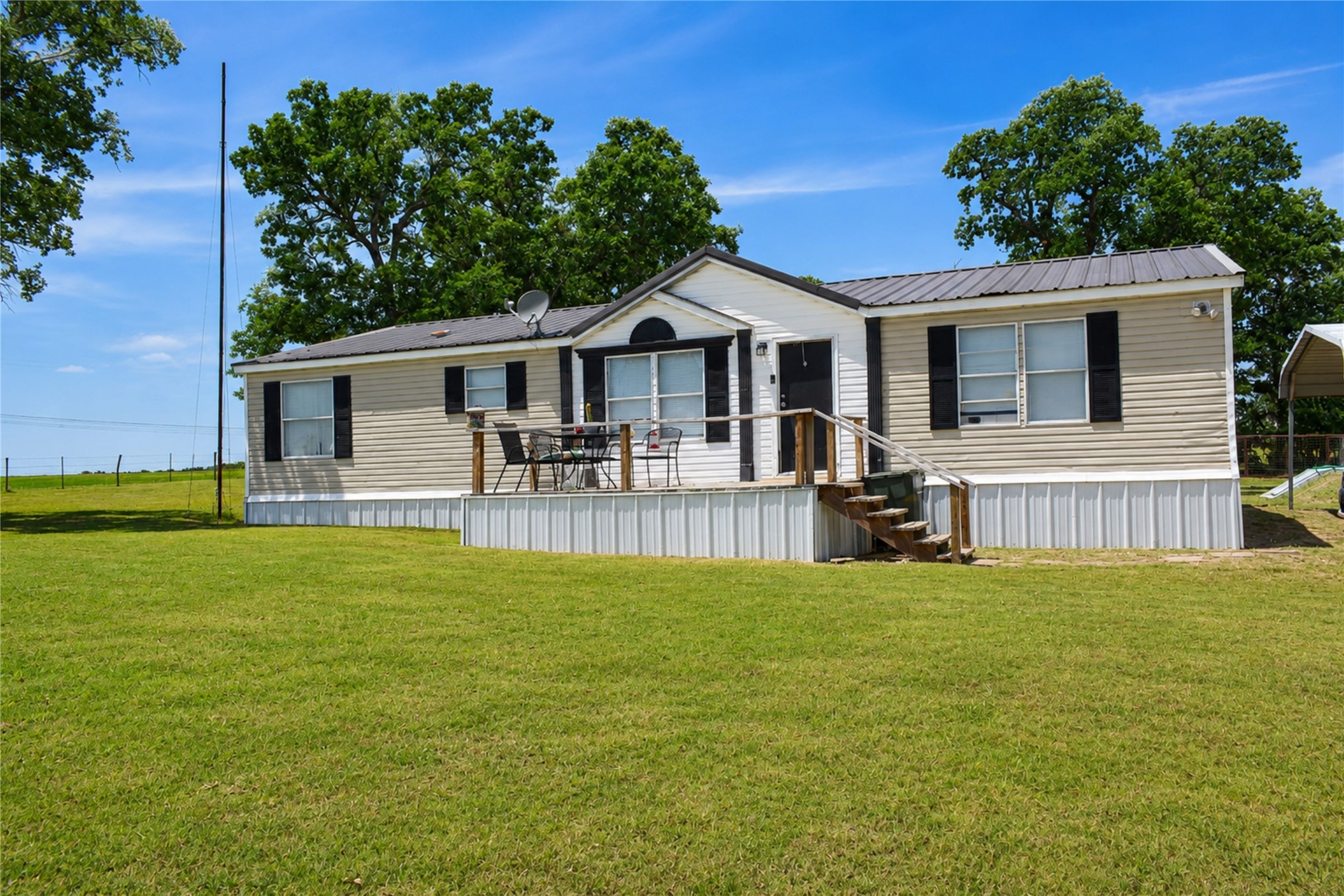3237 Hometown Property Photo 1