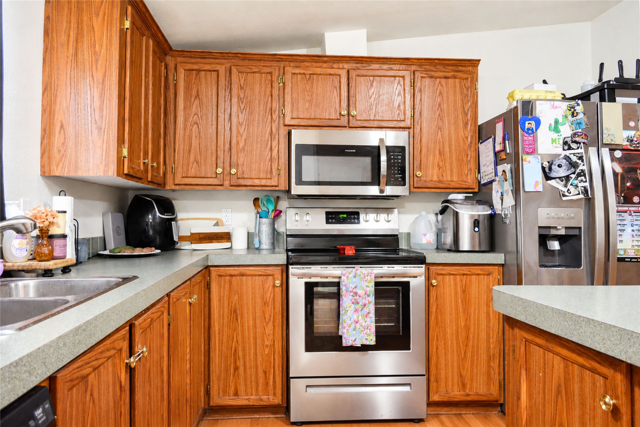 3237 Hometown Property Photo 3