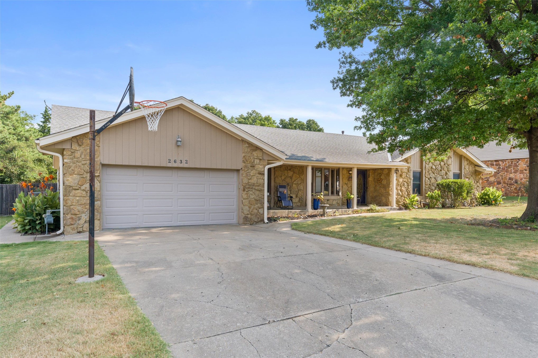 2632 Williamsburg Street Property Photo 1