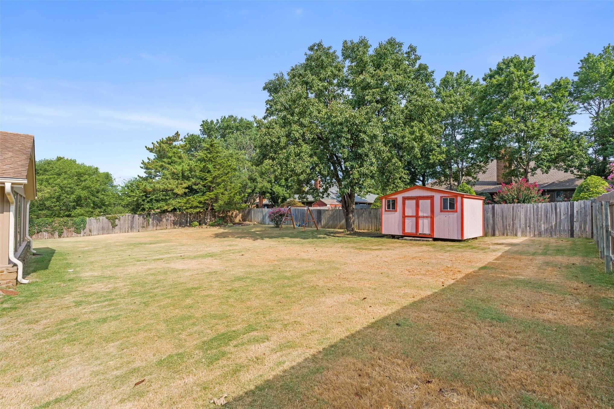 2632 Williamsburg Street Property Photo 22