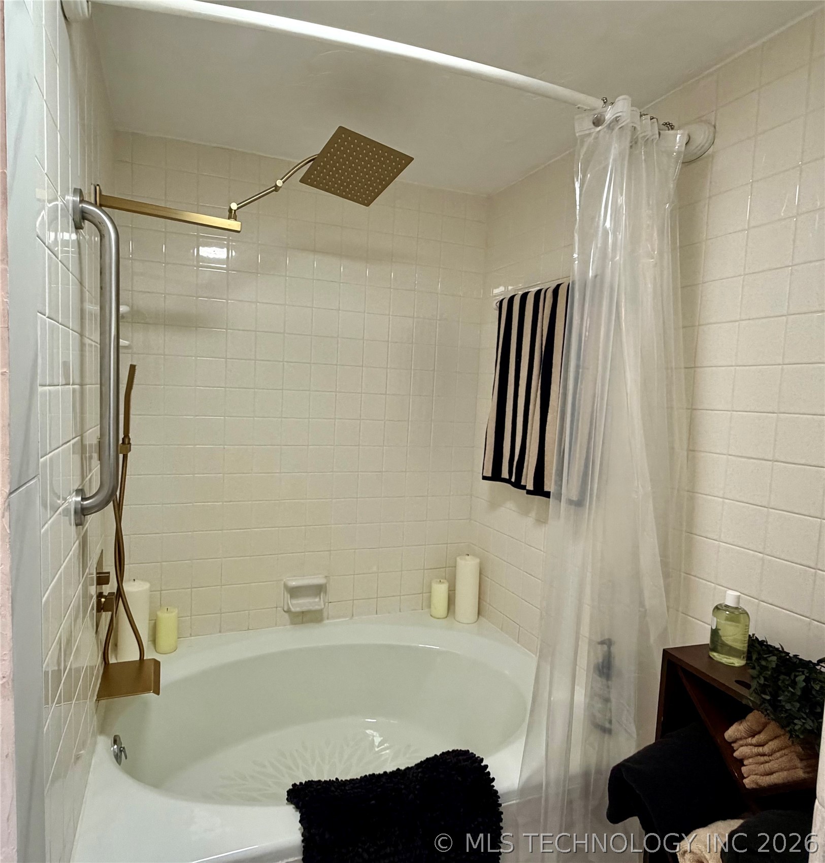 129 Falconhead Drive A Property Photo 12