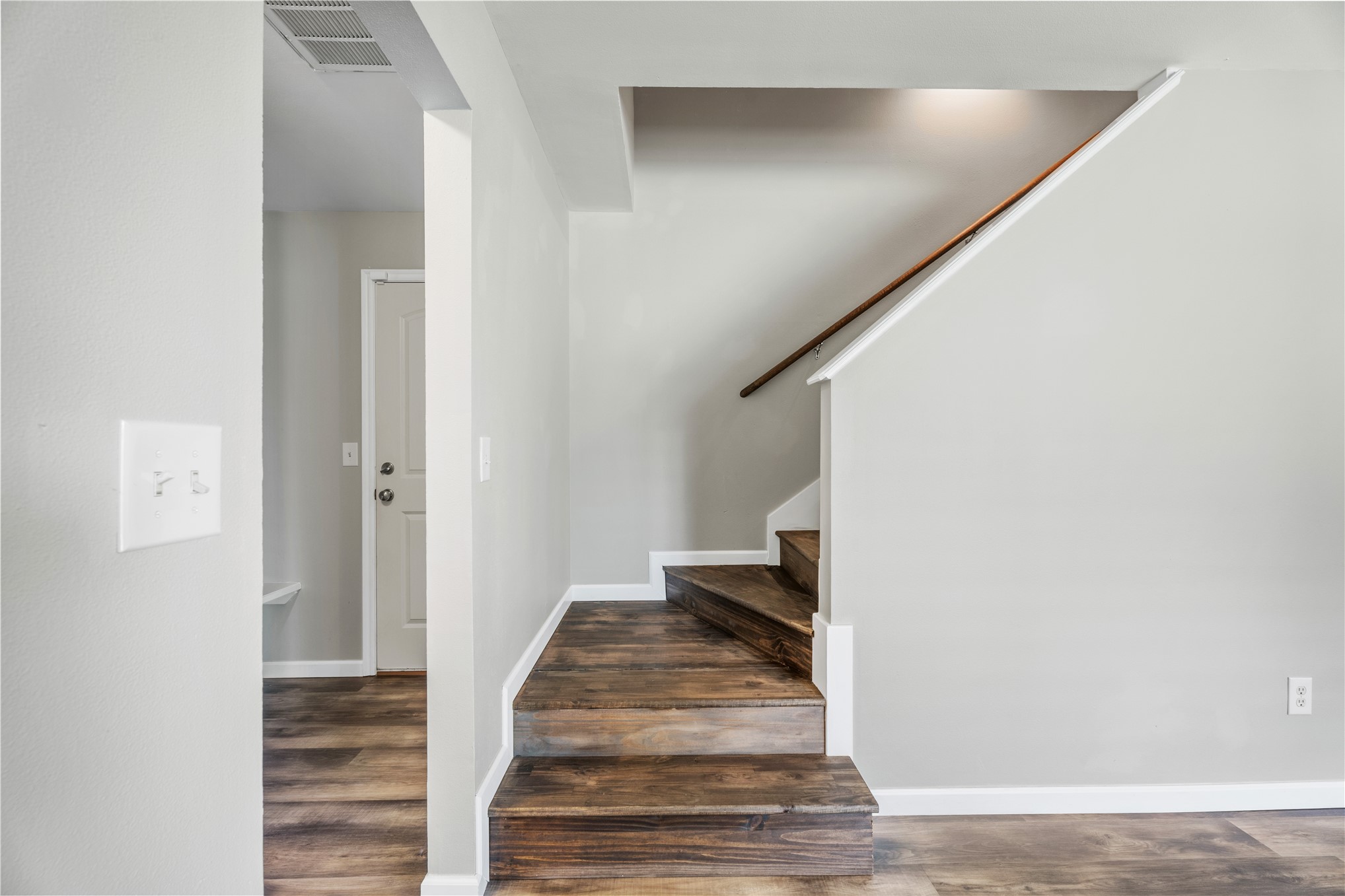 3002 Talbot Circle Property Photo 16