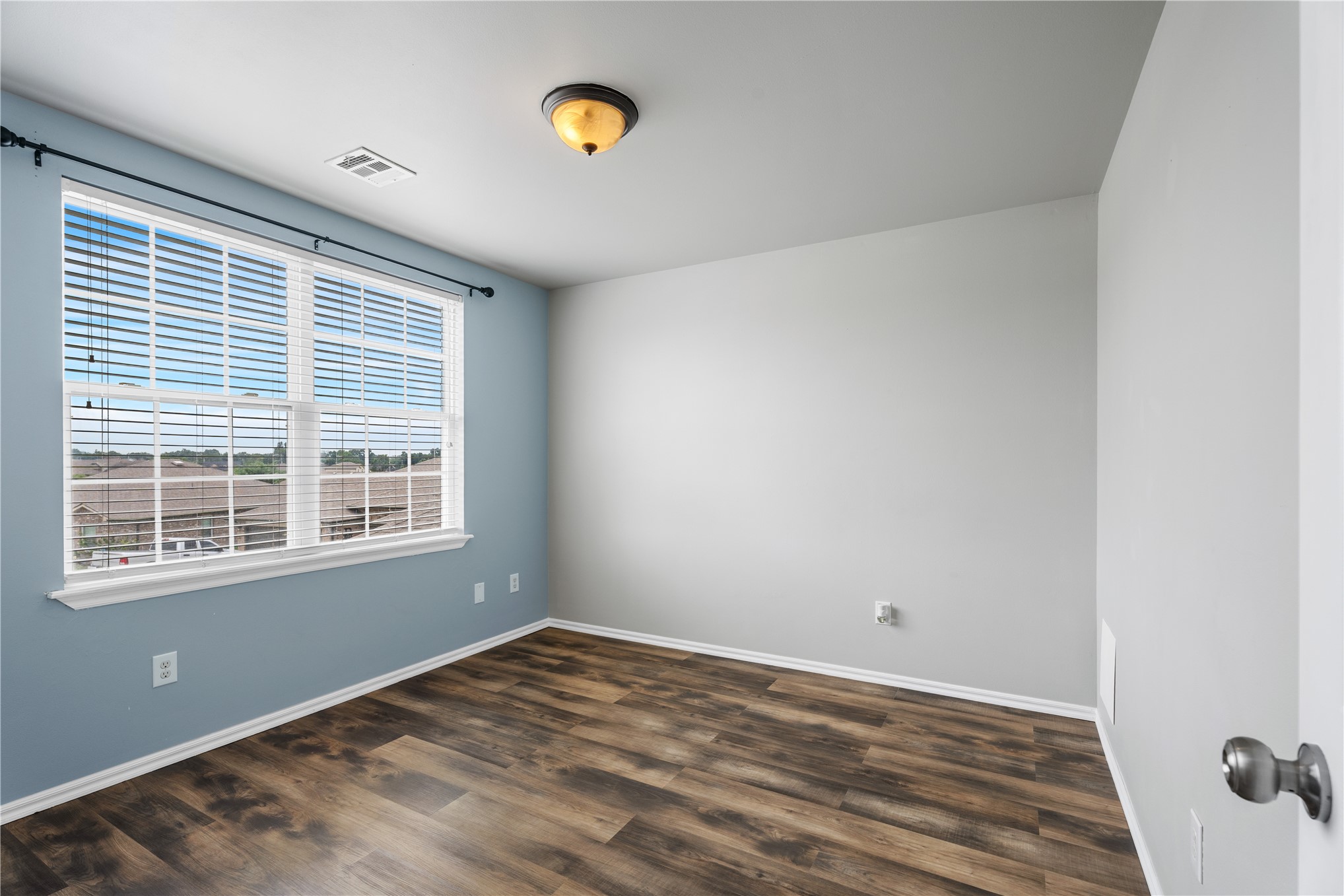 3002 Talbot Circle Property Photo 17