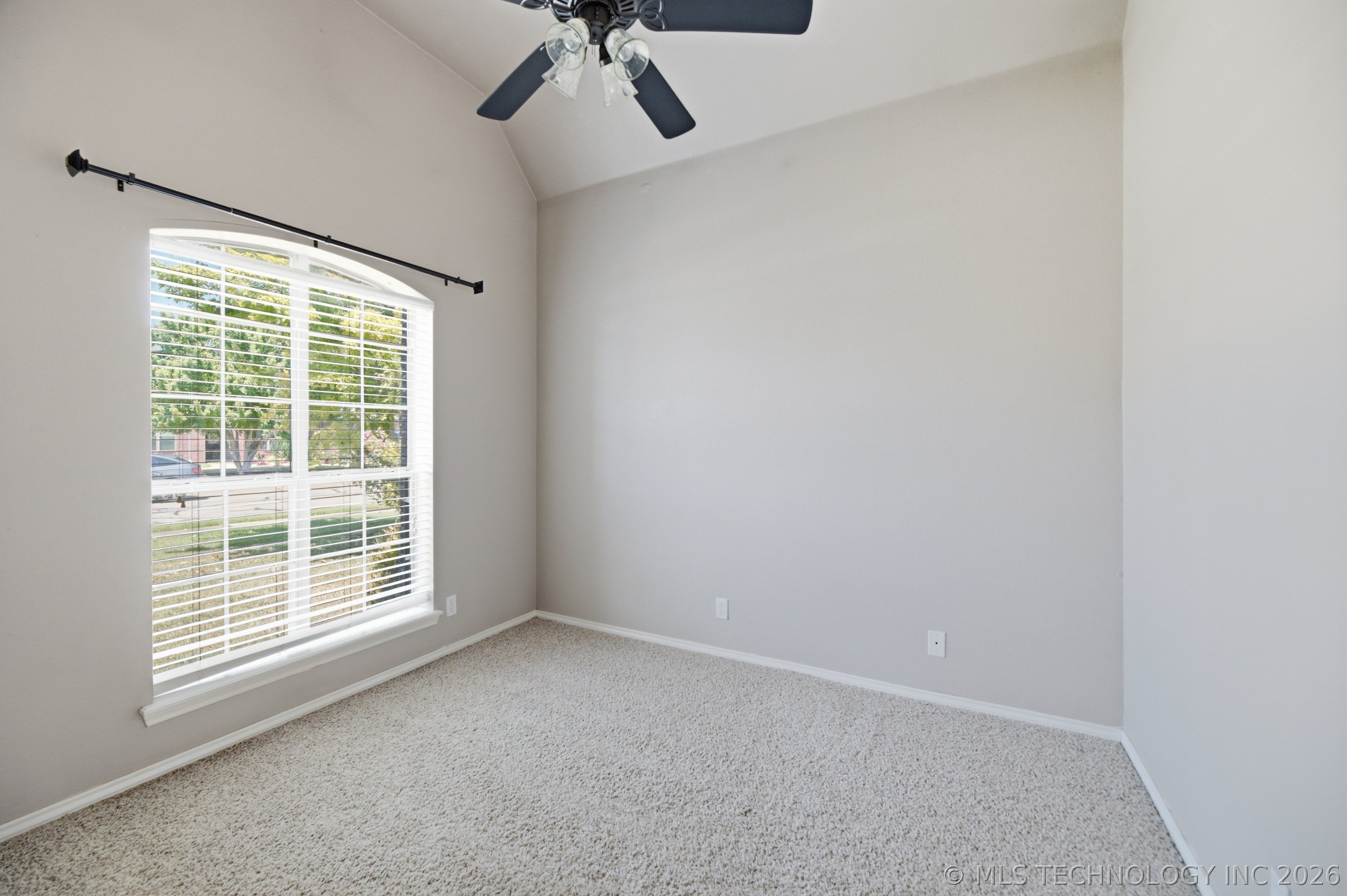1225 E Canton Street Property Photo 20