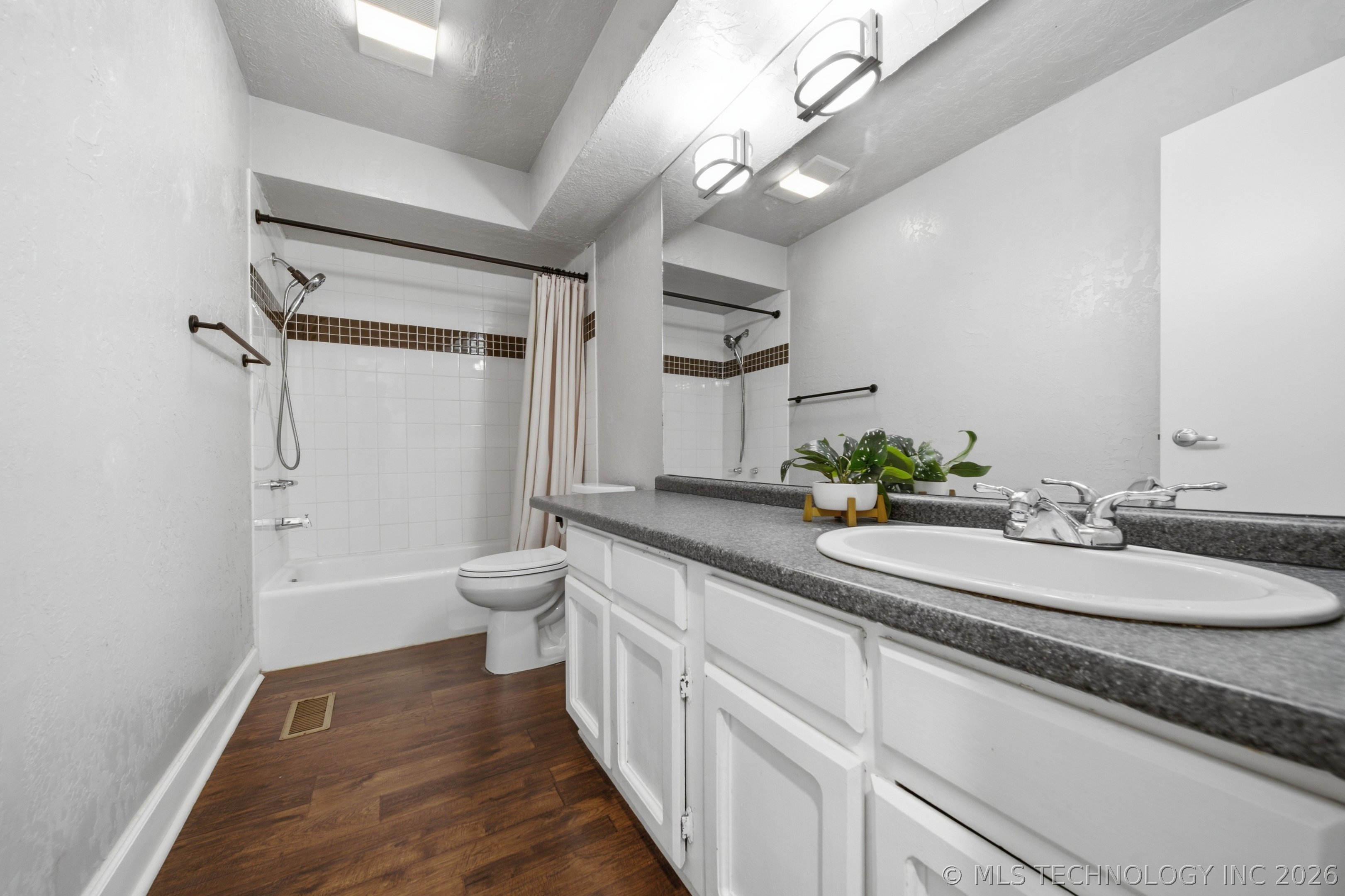 8358 S Toledo Avenue Property Photo 29