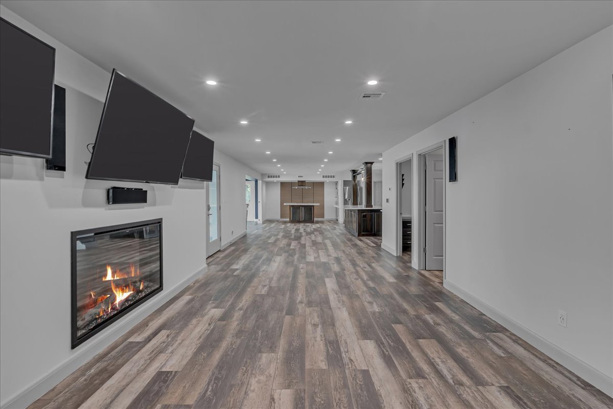 662 Se 4439 Loop Property Photo 21