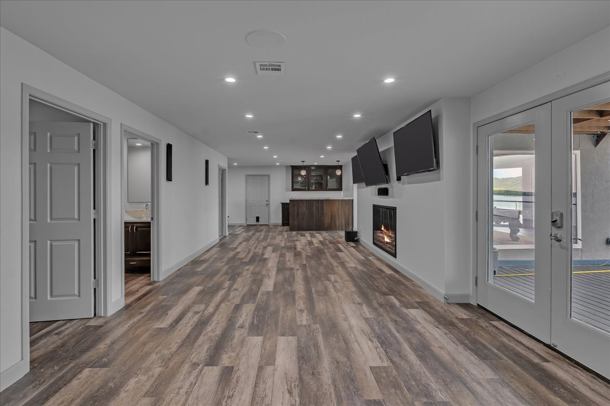 662 Se 4439 Loop Property Photo 23