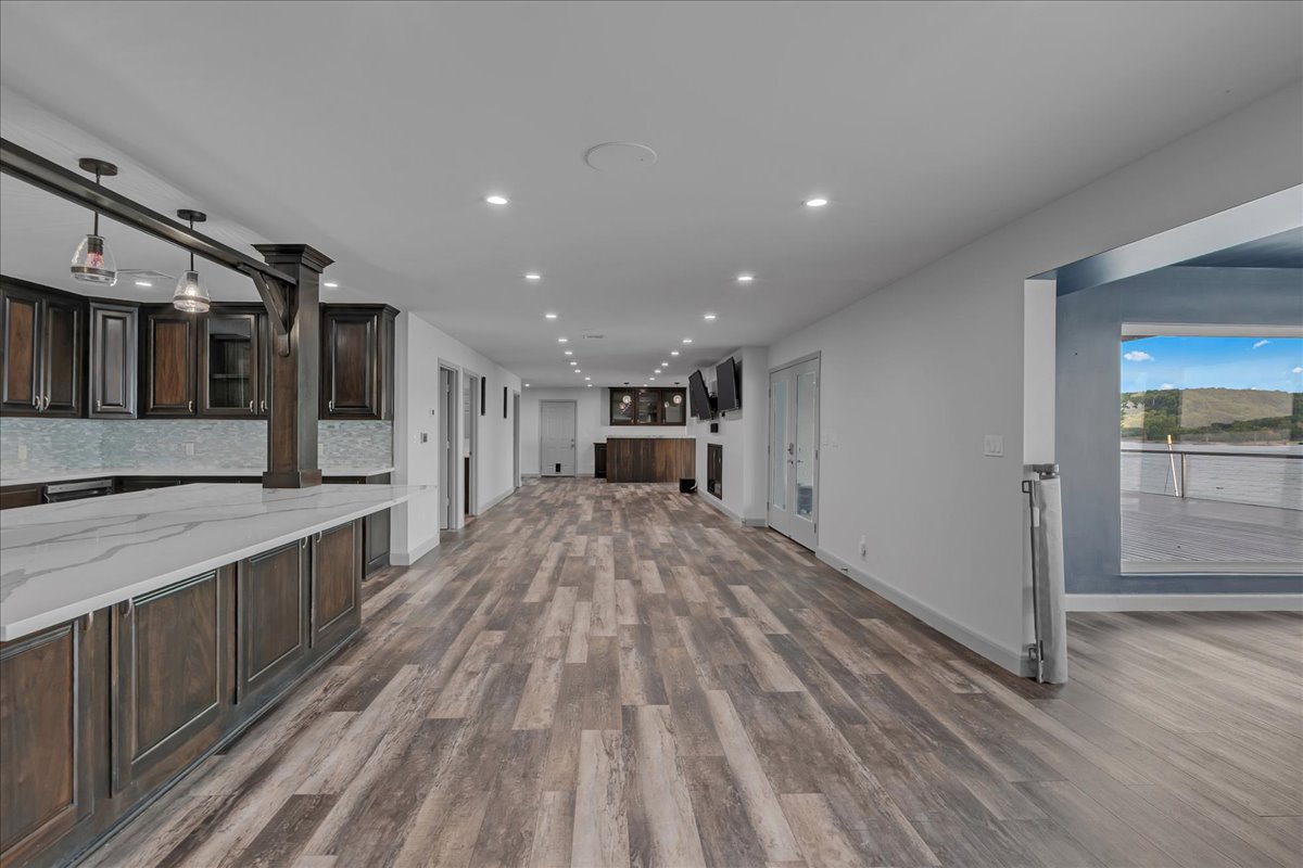 662 Se 4439 Loop Property Photo 24