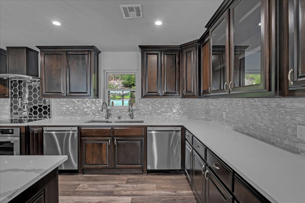 662 Se 4439 Loop Property Photo 31