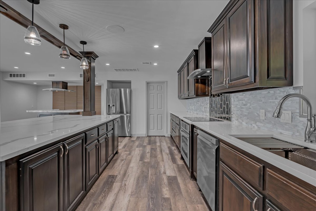 662 Se 4439 Loop Property Photo 32