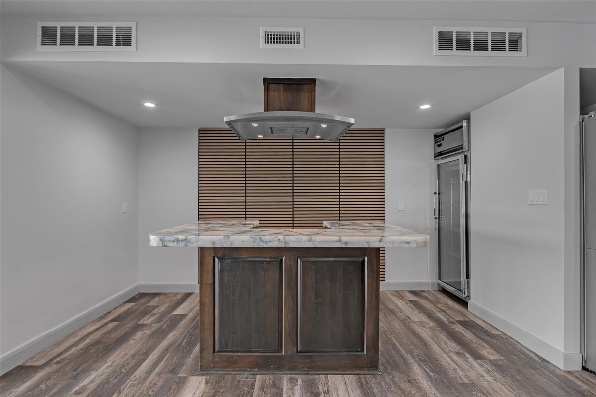 662 Se 4439 Loop Property Photo 38