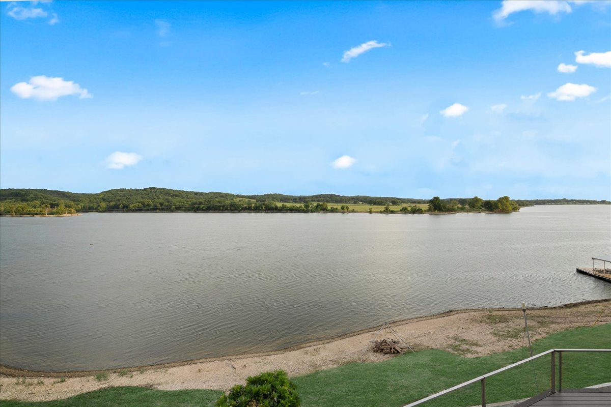 662 Se 4439 Loop Property Photo 62