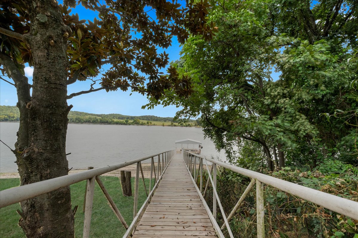 662 Se 4439 Loop Property Photo 81