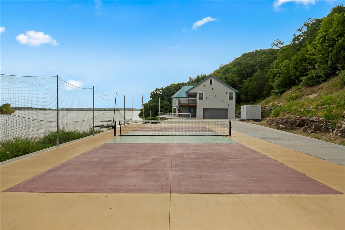 662 Se 4439 Loop Property Photo 93