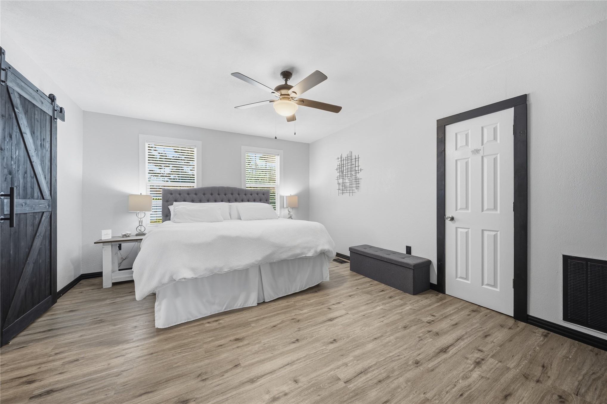 519 W Forrest Avenue Property Photo 14