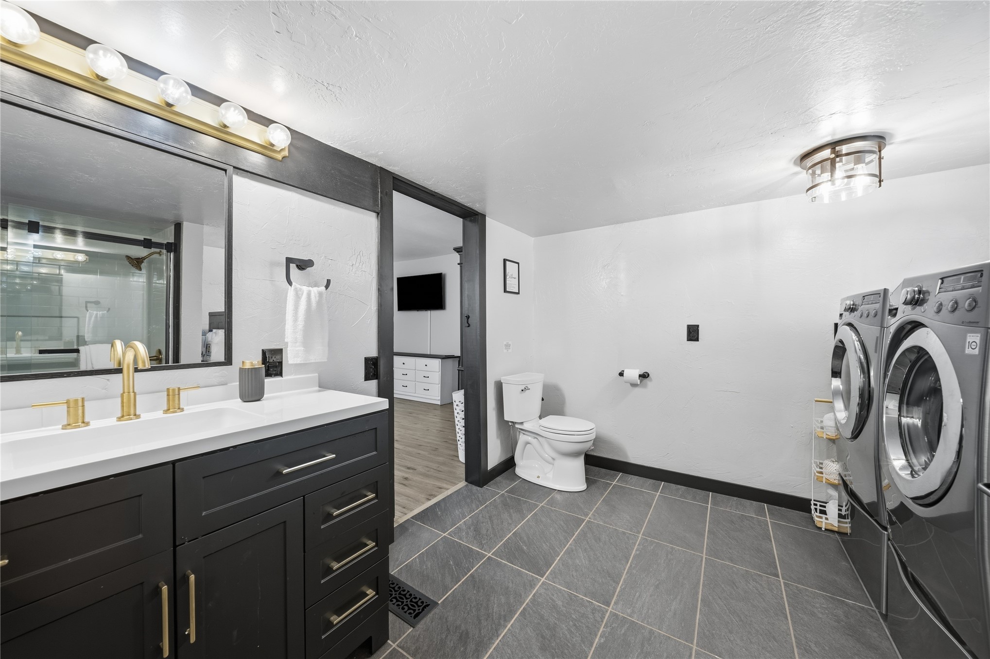 519 W Forrest Avenue Property Photo 17