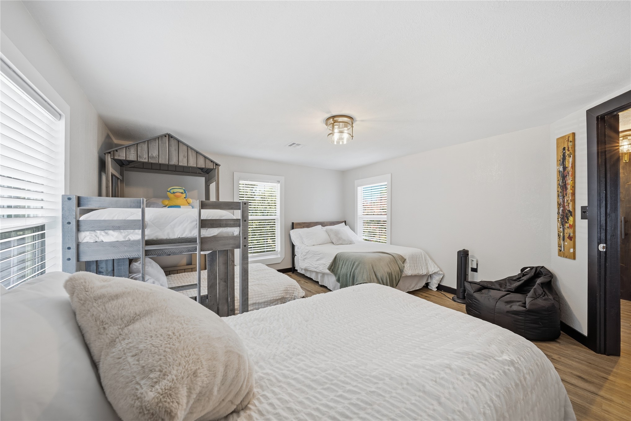 519 W Forrest Avenue Property Photo 25