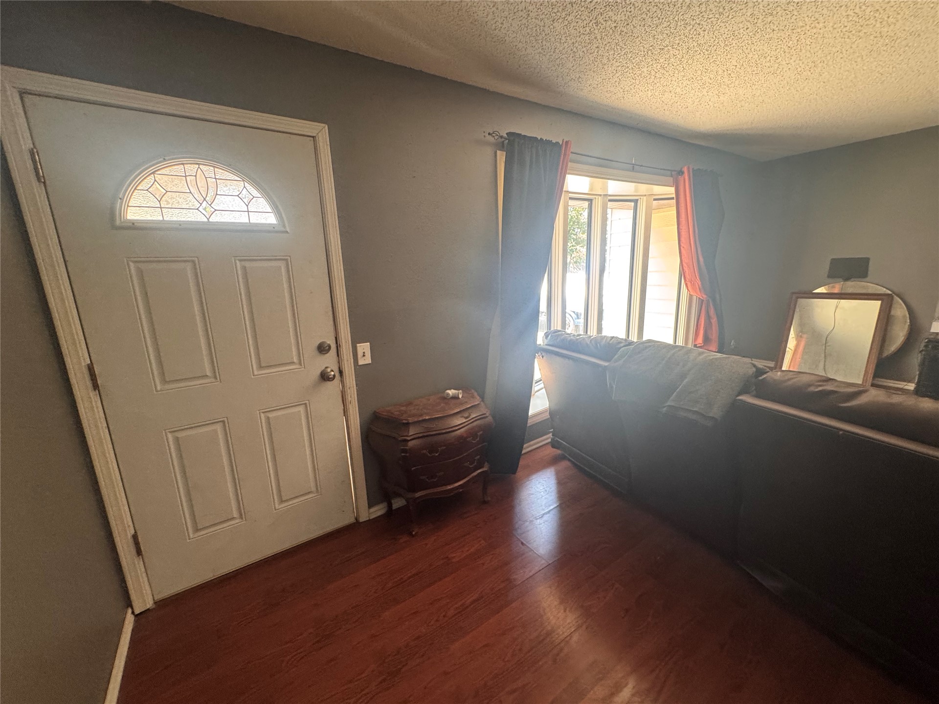 6350 Border Avenue Property Photo 2