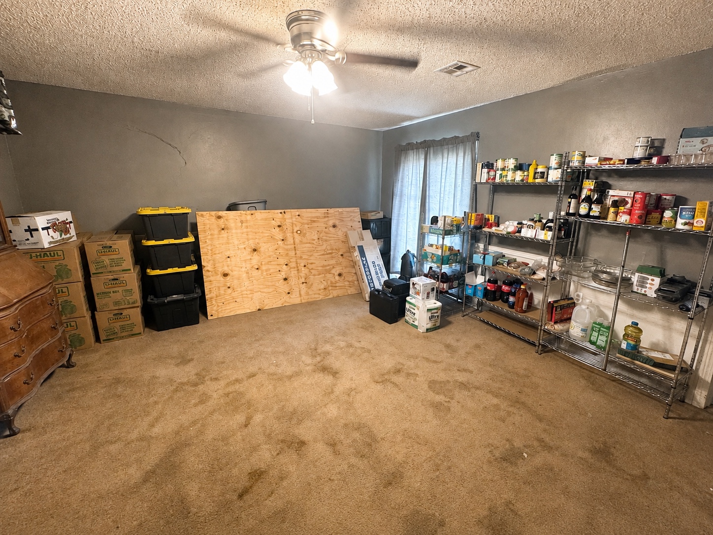 6350 Border Avenue Property Photo 6