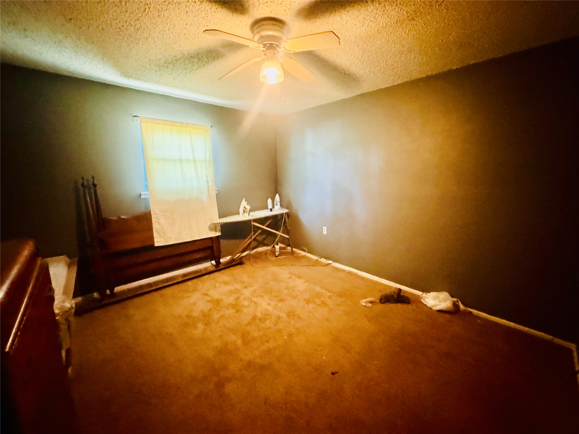 6350 Border Avenue Property Photo 9