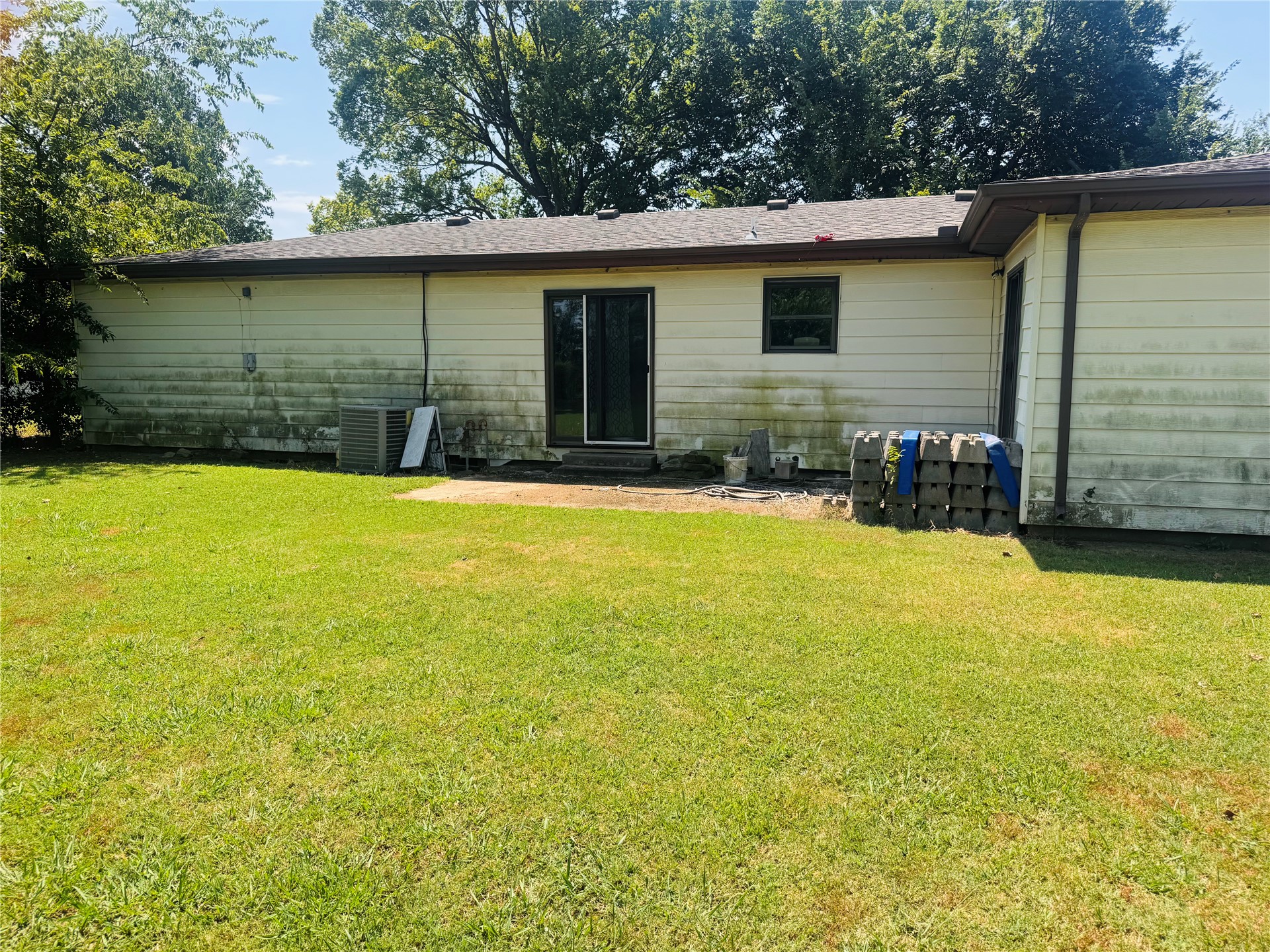 6350 Border Avenue Property Photo 13